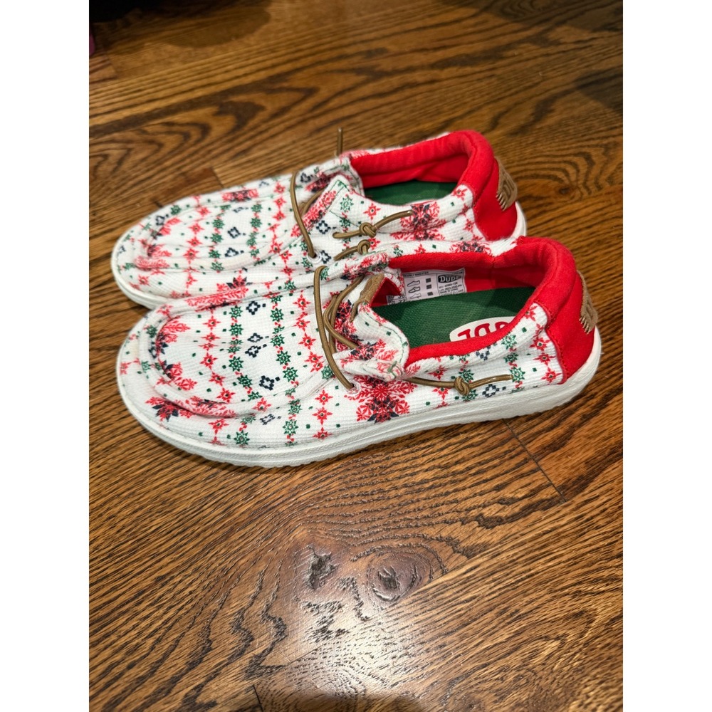 Hey Dude Wally Youth Ugly Sweater Christmas Fair Isle Loafers White Red Size 4Y